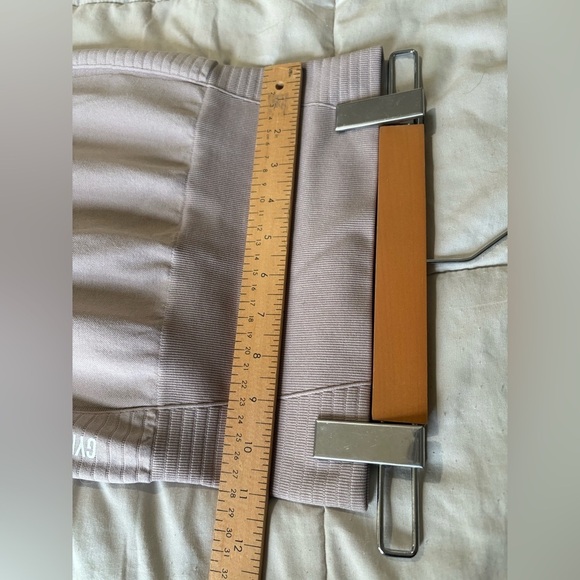 Gymshark eyelet seamless energy hi-rise leggings size XS - Picture 6 of 10